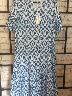 Womens Blue & White Ikat Print Dress